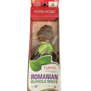 16' Romanian Bundle Wave. Color 30
